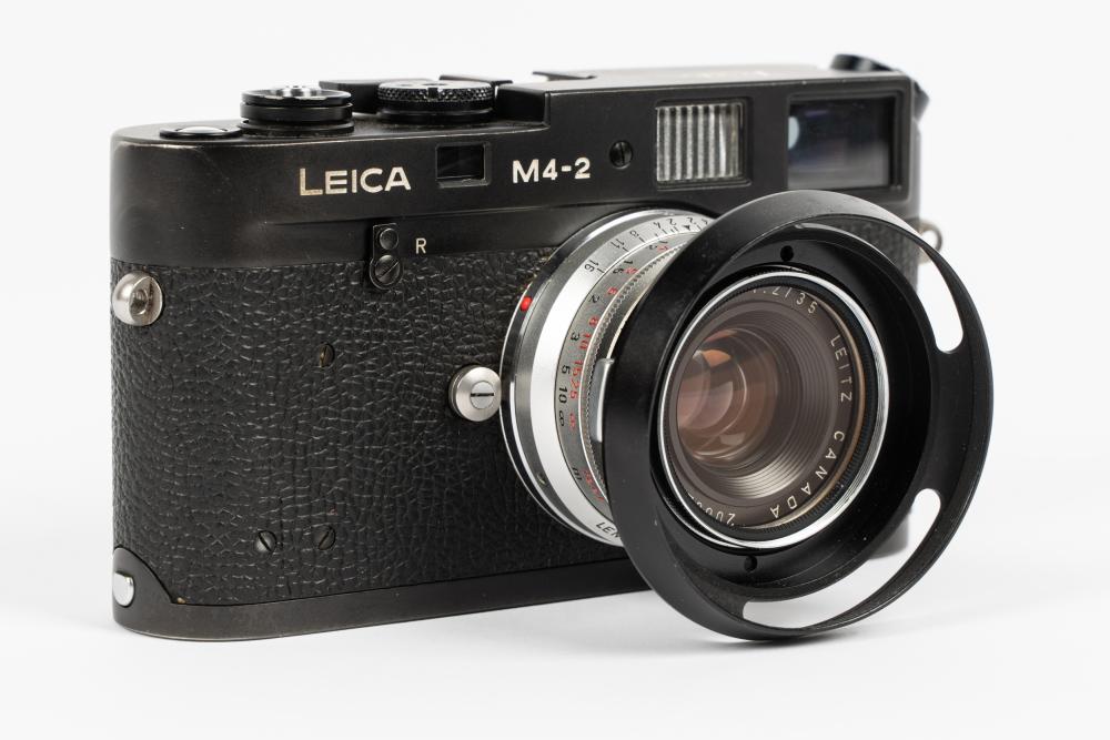 LEICA M4-2 WITH LENSLeica M4-2 in