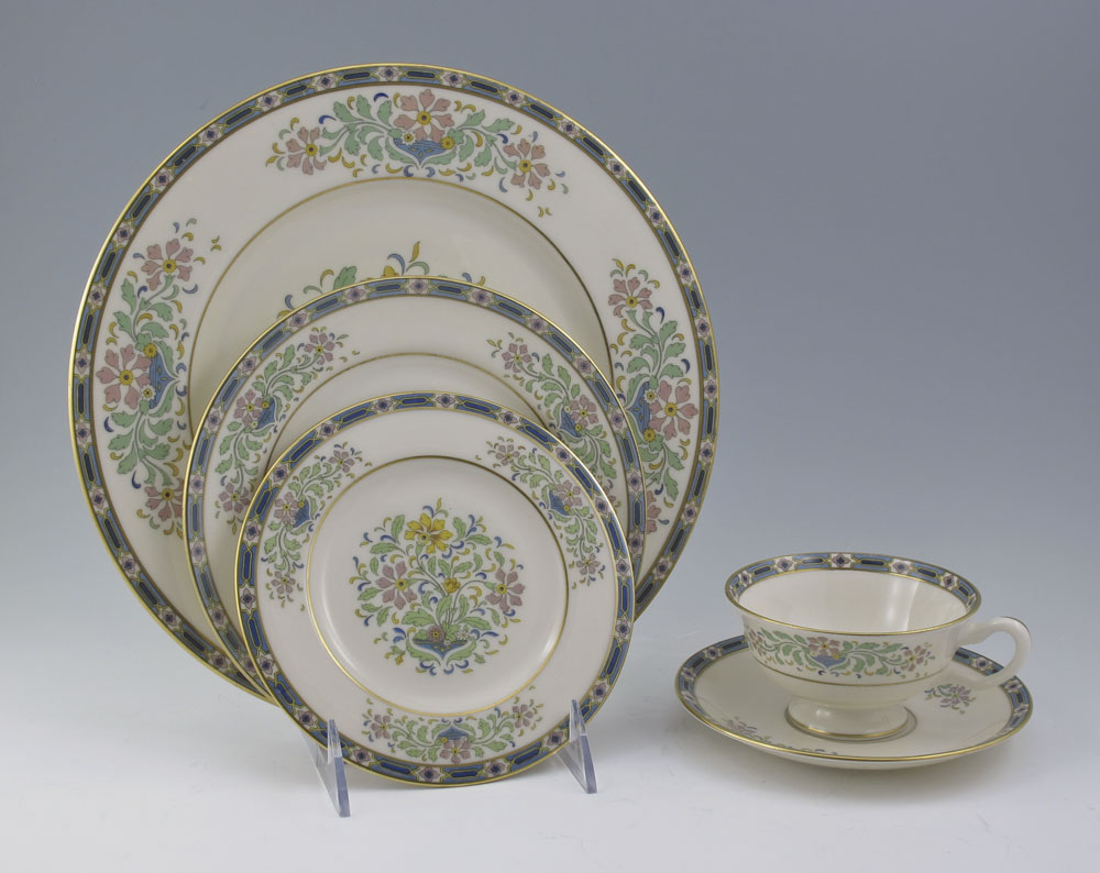 LENNOX FINE CHINA IN THE MYSTIC