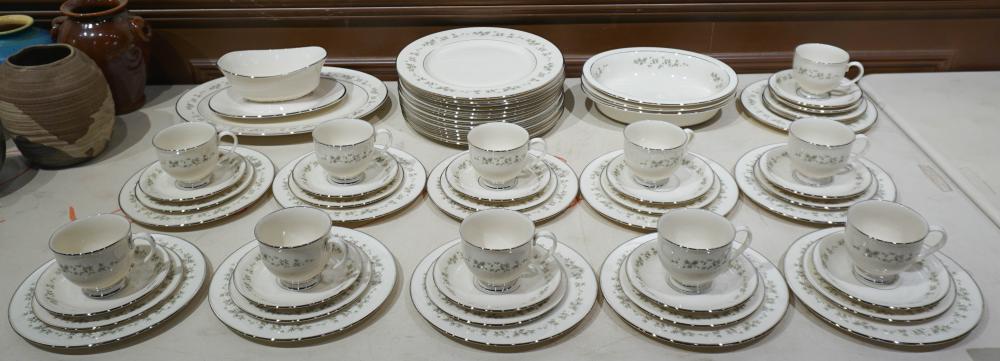LENOX ‘BROOKDALE’ 63-PIECE