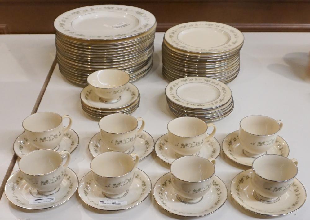 LENOX BROOKDALE PATTERN 62-PIECE