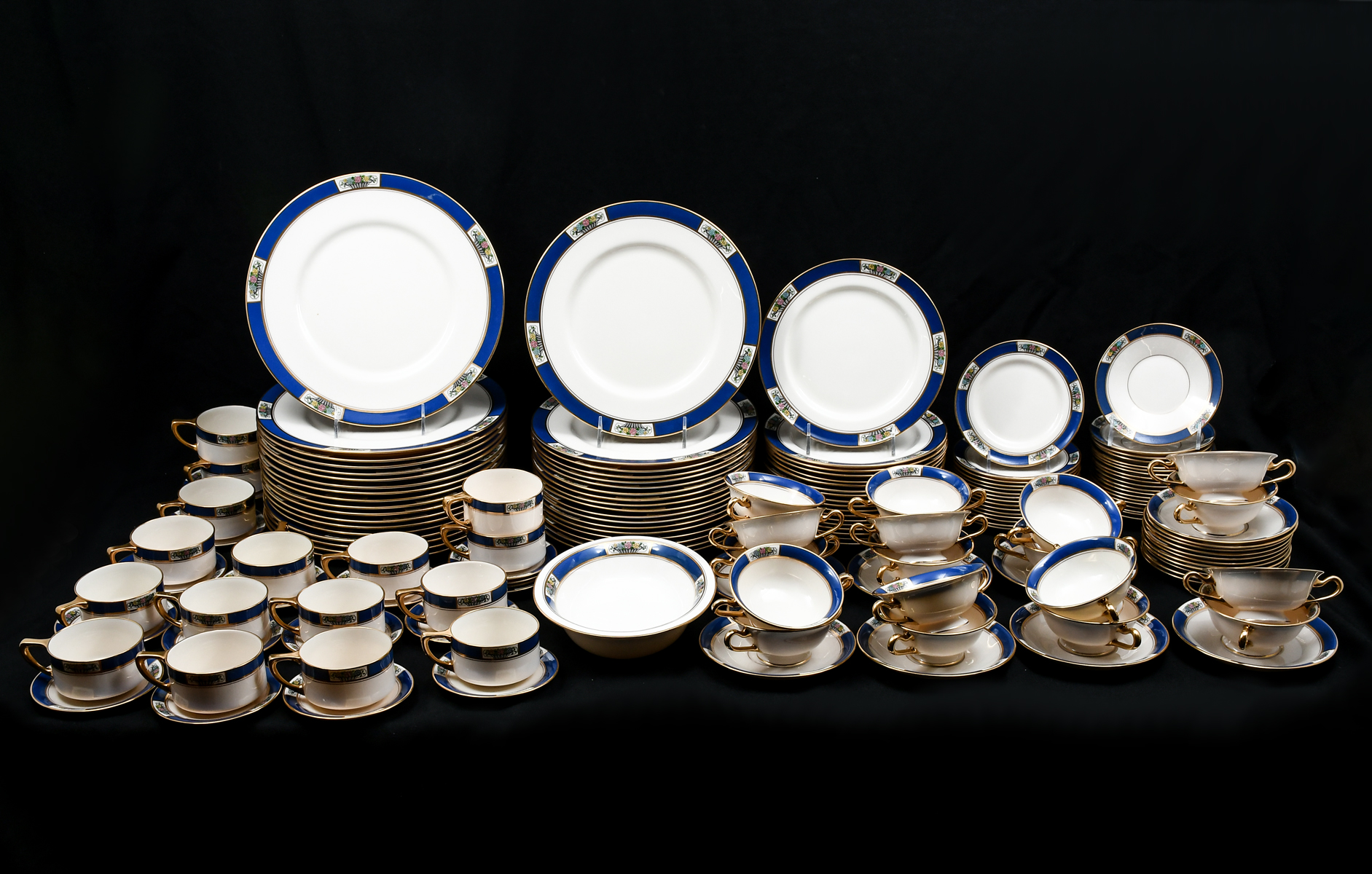 LENOX ''MEADOWBROOK'' CHINA FOR