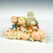 LENOX PEANUTS FIGURINE, IT'S T