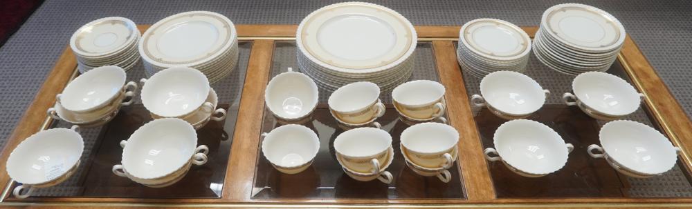 LENOX PORCELAIN DINNER SERVICE,