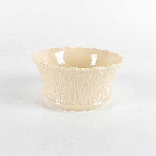 LENOX PORCELAIN SMALL WOODLAND