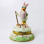 LENOX TREASURES TRINKET BOX, C