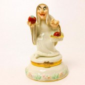LENOX TRINKET BOX, THE HAG TRE