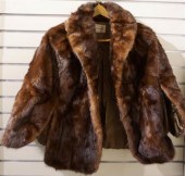 LEON'S CASUALS LTD MINK CAPELe