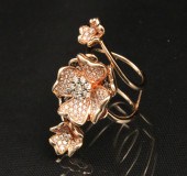 LEVIAN "DOGWOOD" DESIGN 14K DI