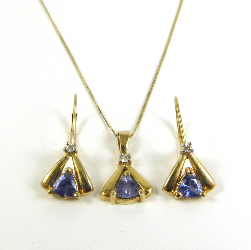 LEVIAN PENDANT NECKLACE AND