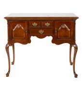LEXINGTON MAHOGANY SIDEBOARDwi