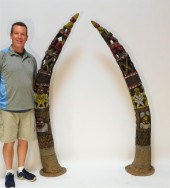 LG AFRICAN CARVED WOOD GLASS B