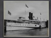 LG BLACK & WHITE PHOTOGRAPH OF