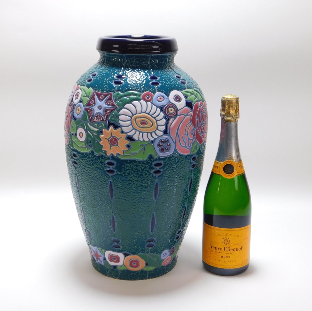 LG CZECH ART NOUVEAU AMPHORA