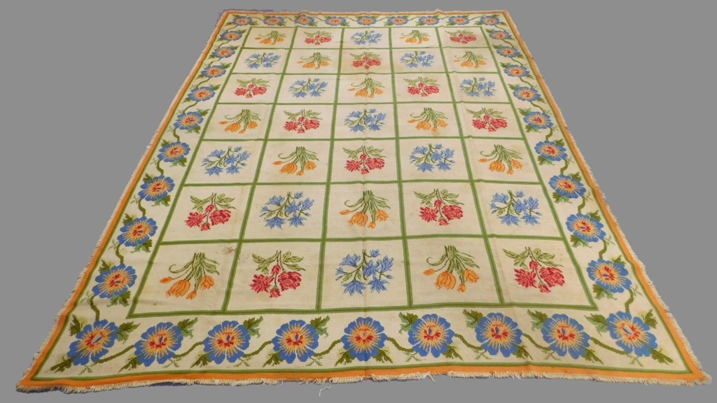 LG PORTUGUESE FLORAL NEEDLEPOINT