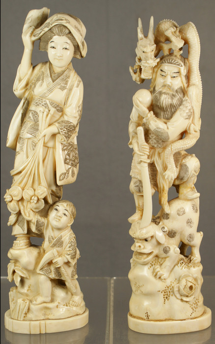 Lg Pr Japanese carved ivory