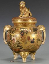 LG. SATSUMA CENSER W/ FOO DOG