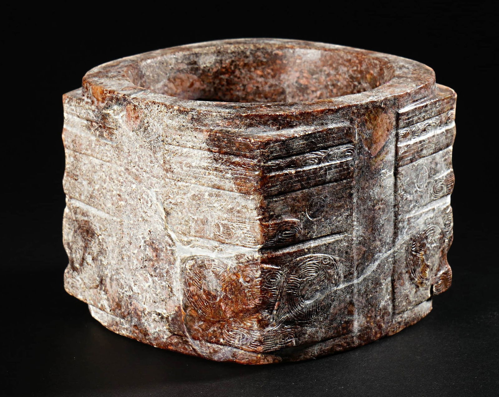 LIANGZHU JADE CONGLIANGZHU JADE