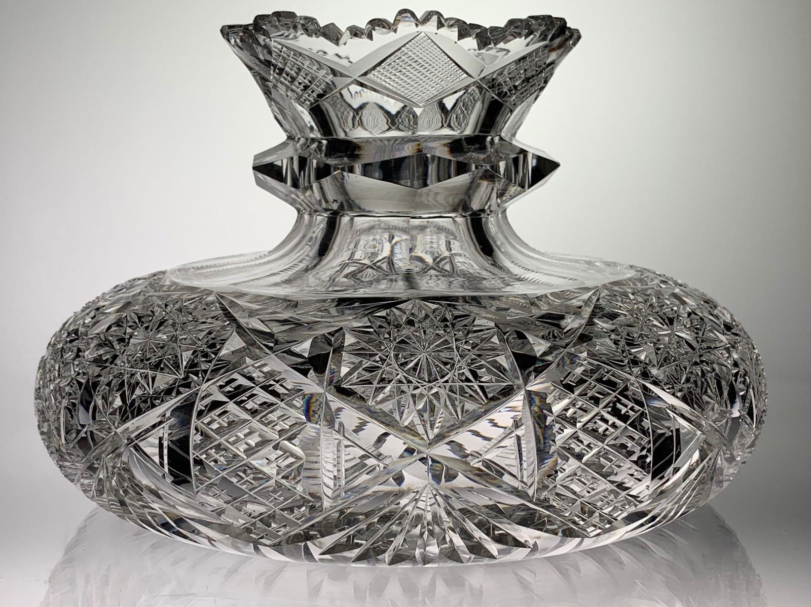 LIBBEY EMPRESS CUT GLASS 10" FLOWER