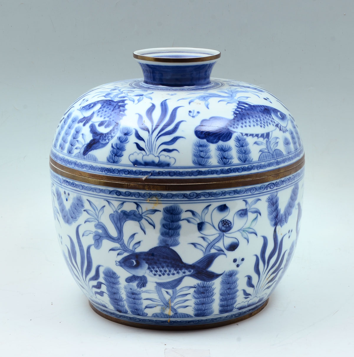LIDDED THAI BLUE & WHITE KOI JAR: