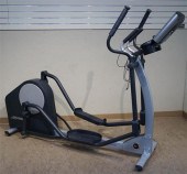 LIFE FITNESS ELIPTICAL MACHINE