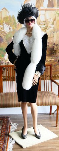 LIFE SIZE MANNEQUIN OF
