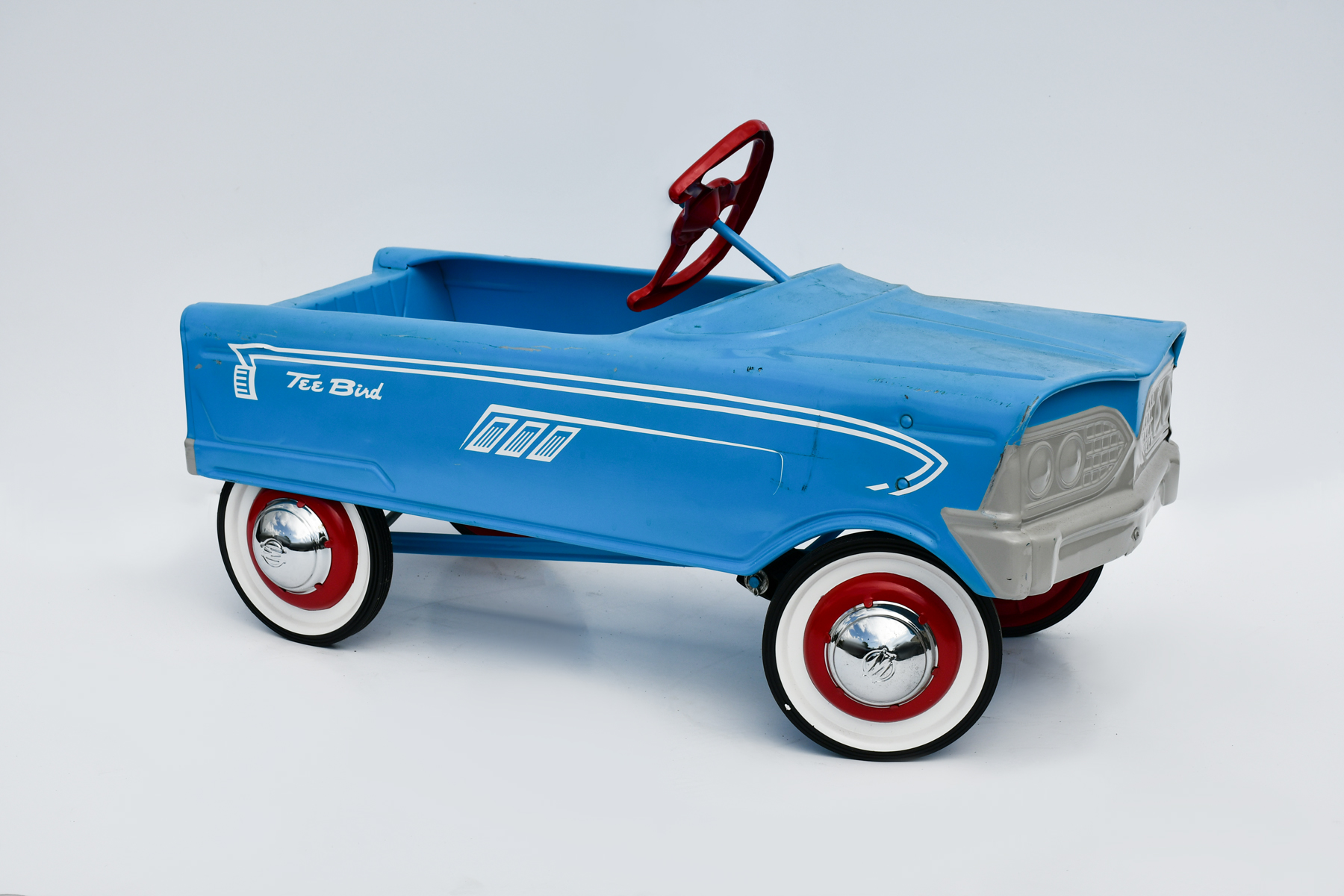 LIGHT BLUE MURRAY T-BIRD PEDAL CAR: