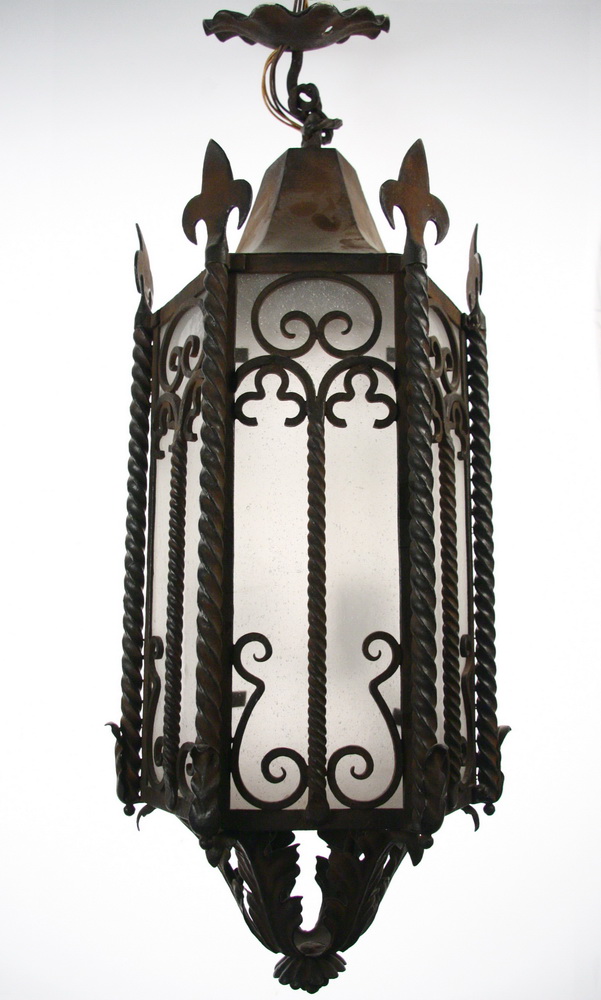 LIGHT - Circa 1900 Baroque style