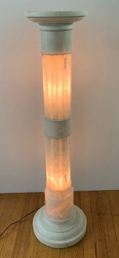 LIGHTED MARBLE PEDESTAL: Segme