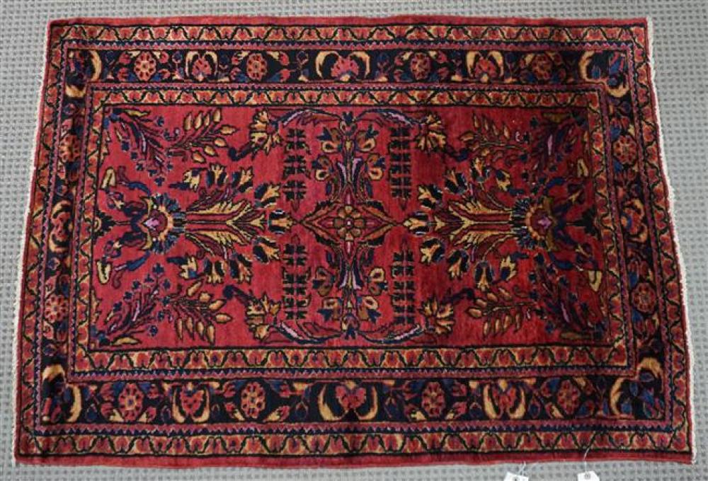 LILIHAN RUG, 3FT 5IN X 4FT