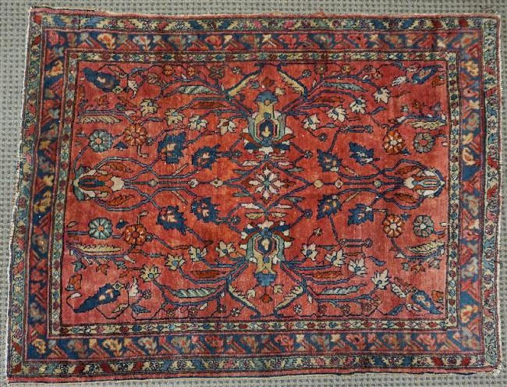 LILLIHAN RUG, 3 FT 6 IN X 4 FT 6