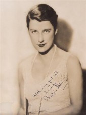 *LILLY BEATRICE Photograph ins