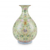 LIME-GREEN-GROUND FAMILLE ROSE
