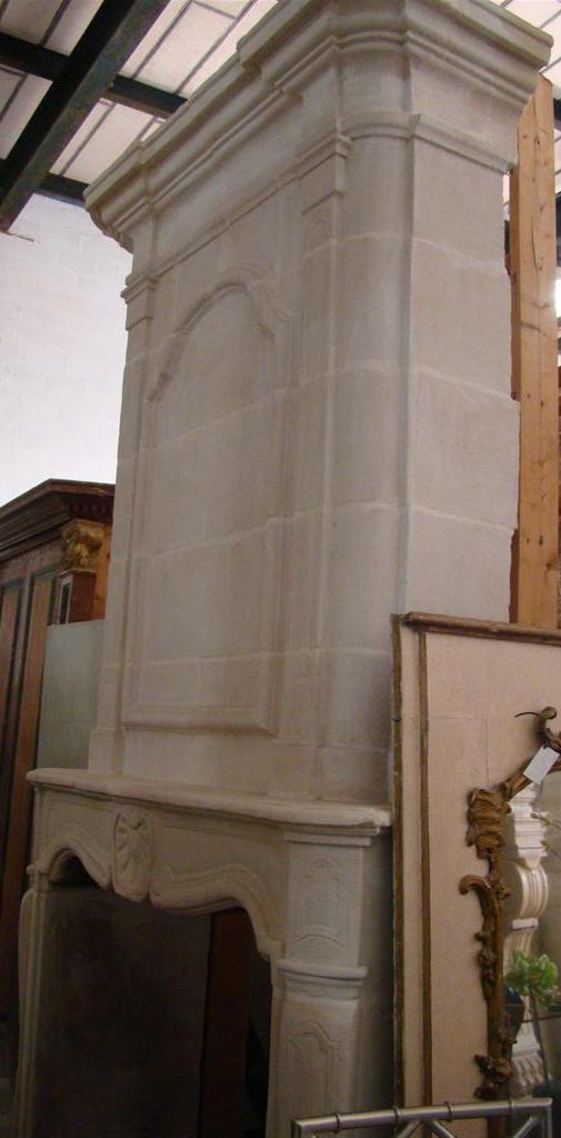 LIMESTONE CHIMNEY PIECE/FIREPLACE
