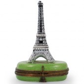 LIMOGES EIFFEL TOWER PILL BOXD