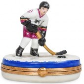 LIMOGES HOCKEY PLAYER PORCELAI