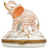 LIMOGES PORCELAIN ELEPHANT TRI