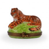 LIMOGES PORCELAIN PILL BOXDESC