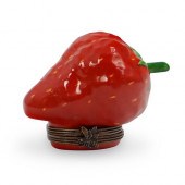 LIMOGES PORCELAIN PILL BOXDESC