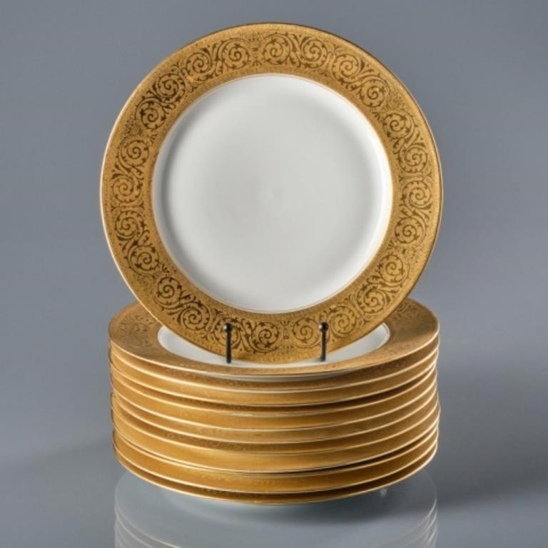 LIMOGES PORCELAINTwelve very good