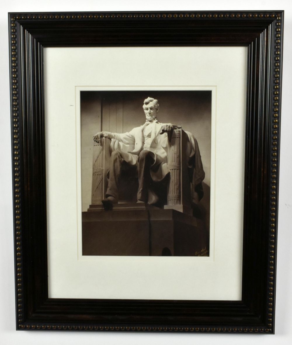 LINCOLN MEMORIAL
