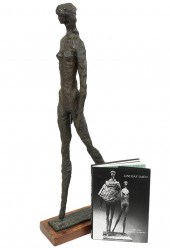 LINDSAY DAEN 'INGRID WALKING'