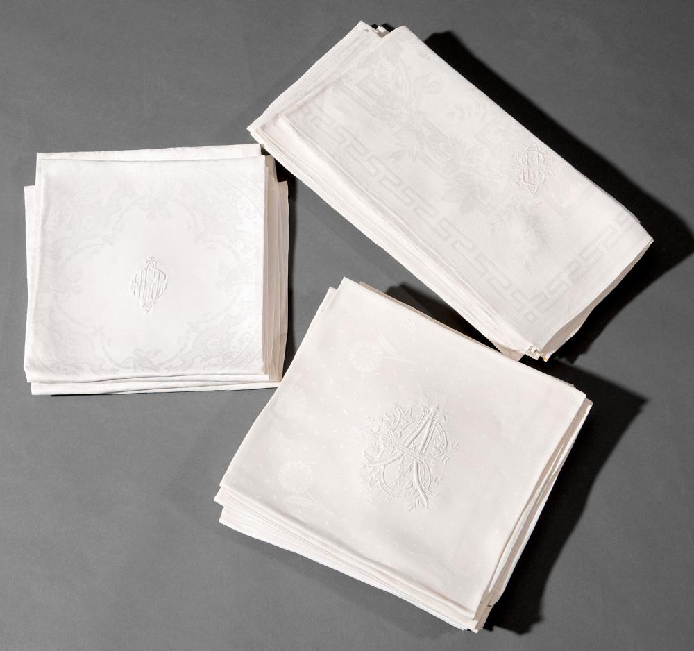 LINEN DAMASK LAPKINS WITH