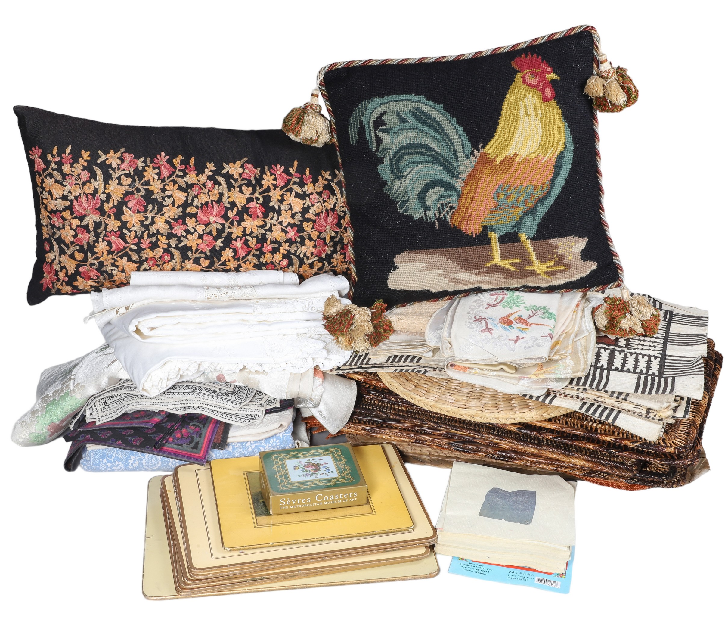 Linens, placemats and coaster