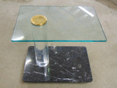 LION IN FROST CANTILEVER GLASS