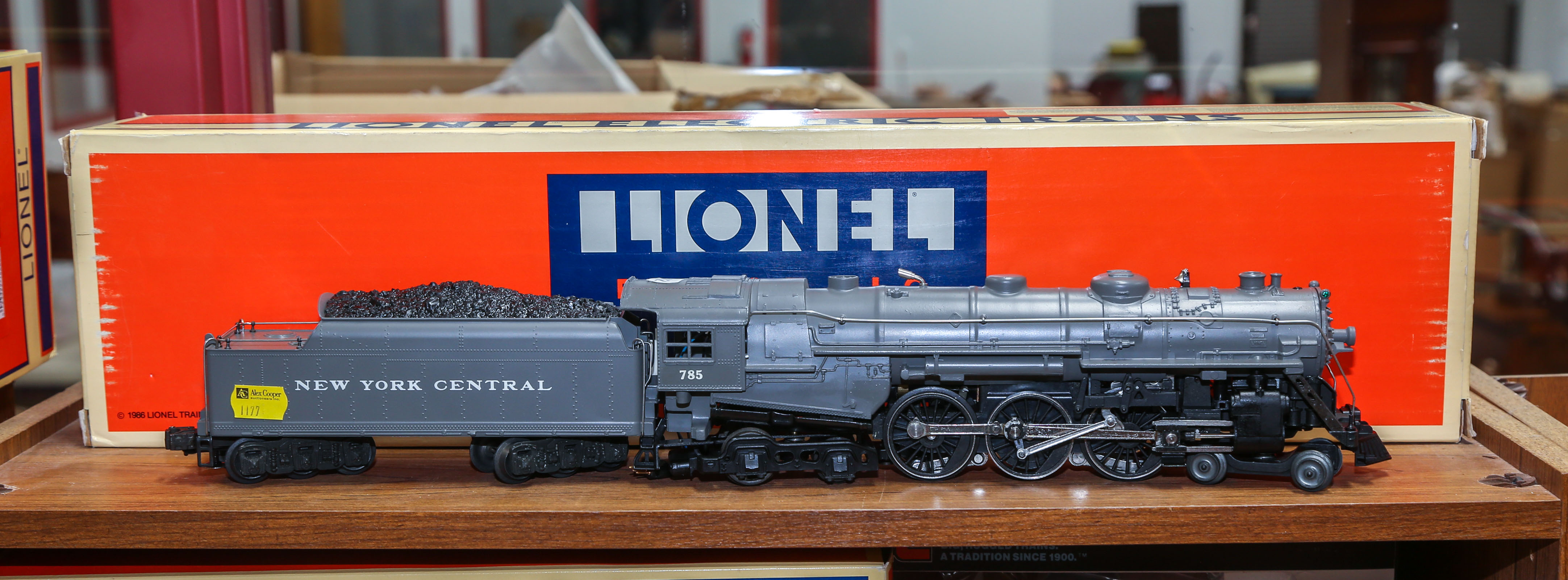 LIONEL 785 HUDSON LOCOMOTIVE &