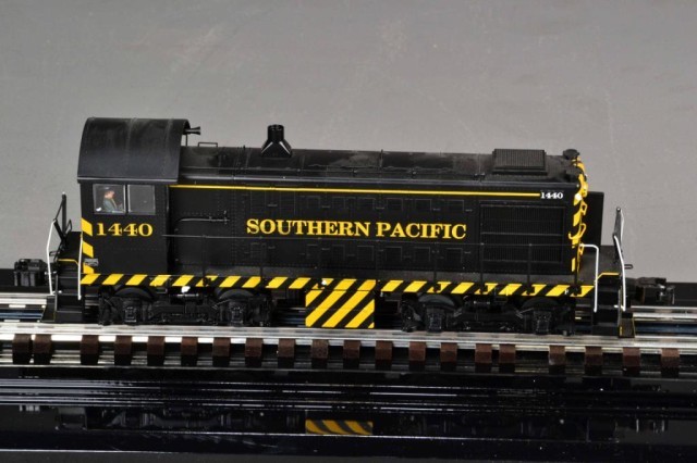 LIONEL DIESEL SWITCHER - SOUTHERN