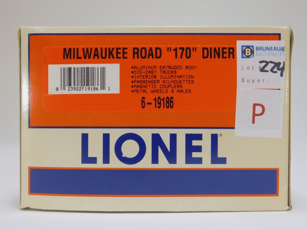 LIONEL MILWAUKEE ROAD 170 DINER CAR