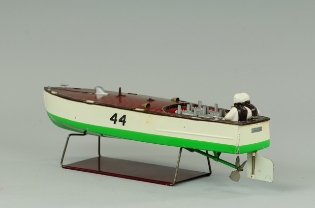 LIONEL SPEEDBOAT C. 1935 pressed