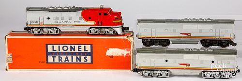 LIONEL THREE PIECE TRAIN SET, 0