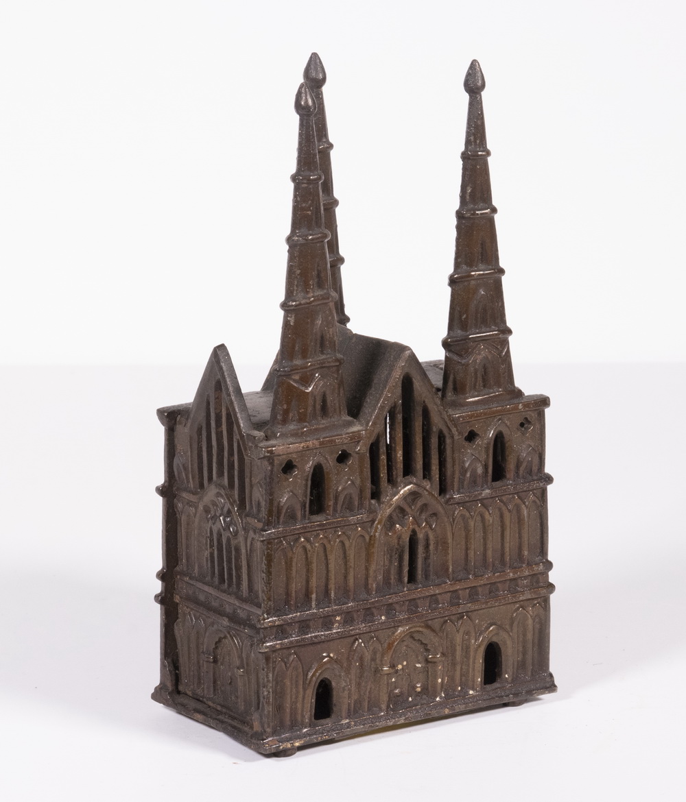 LITCHFIELD CATHEDRAL STILL BANK